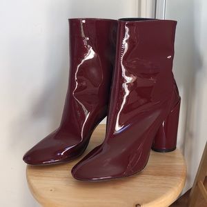 A faux- latex booties